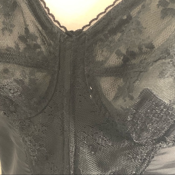 1960s Charmode Lace Corset Bustier - Picture 10 of 13